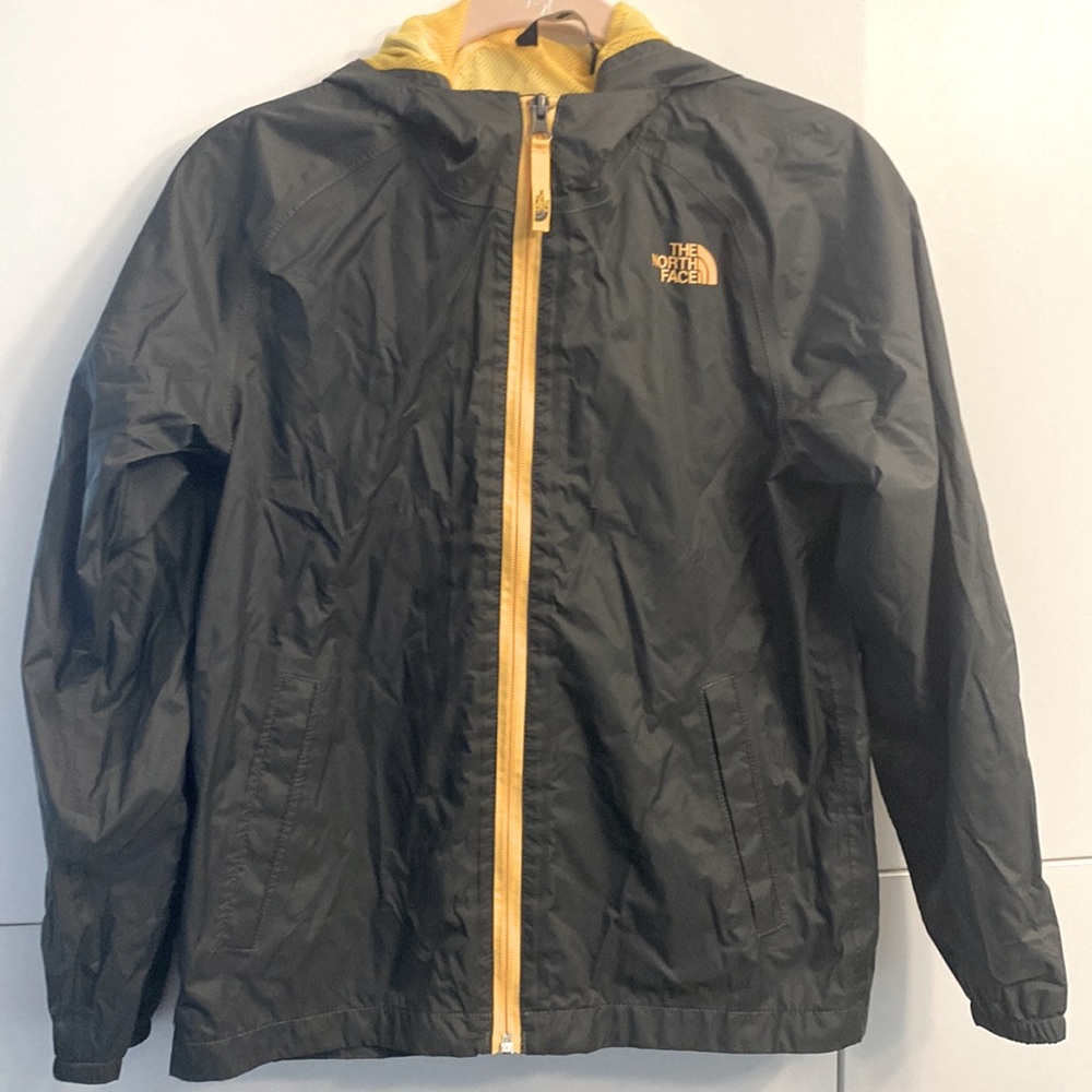 The North Face - Gray/yellow Boys Windbreaker/light rain jacket. Size M.